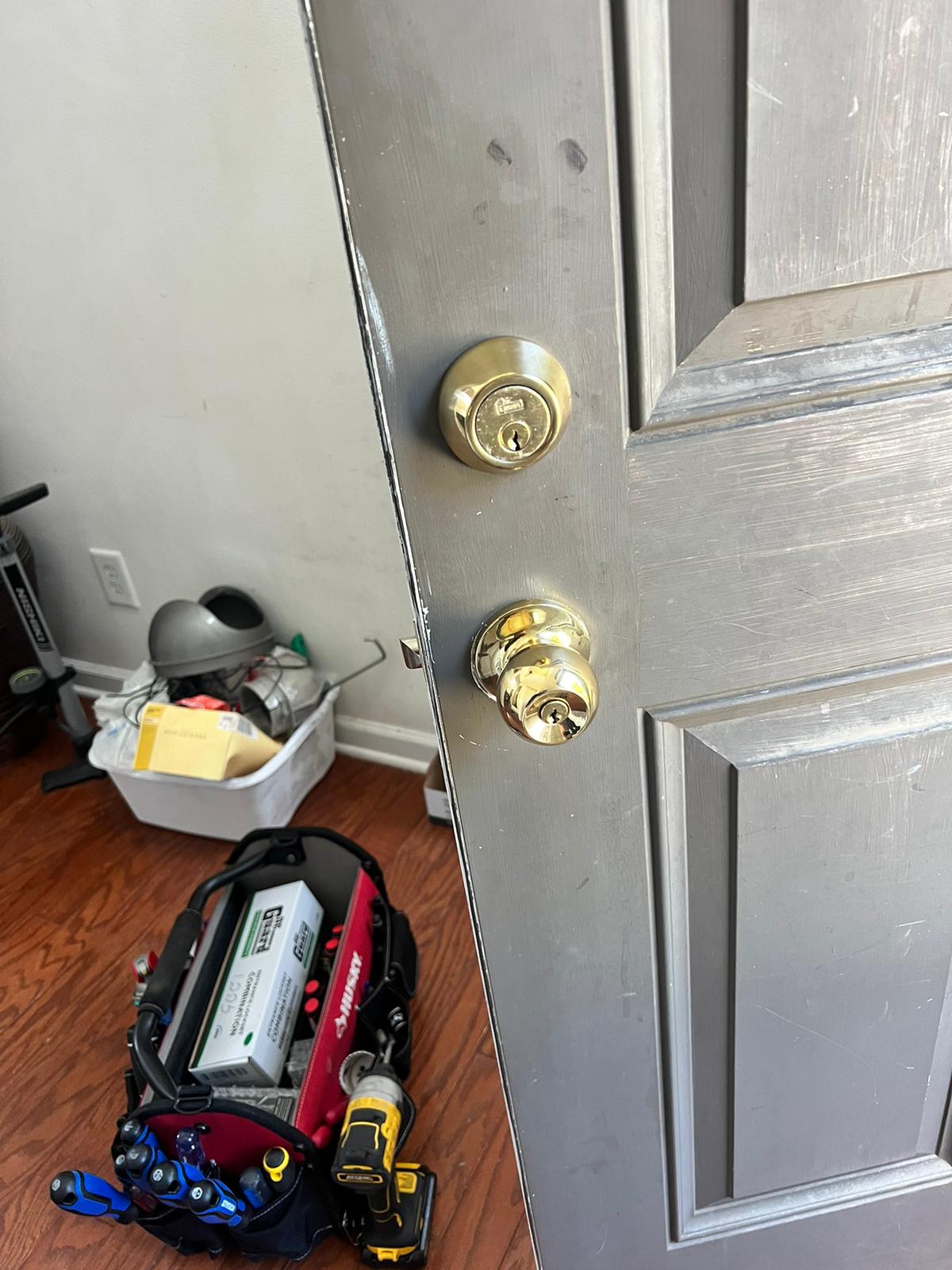 New locks rekey and replaced by Magic Lock in Charlotte NC